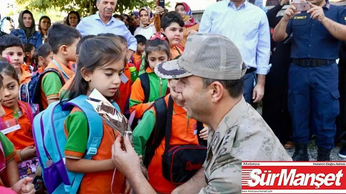 İl Jandarma Komutanı İnan, öğrencilerle bir araya geldi