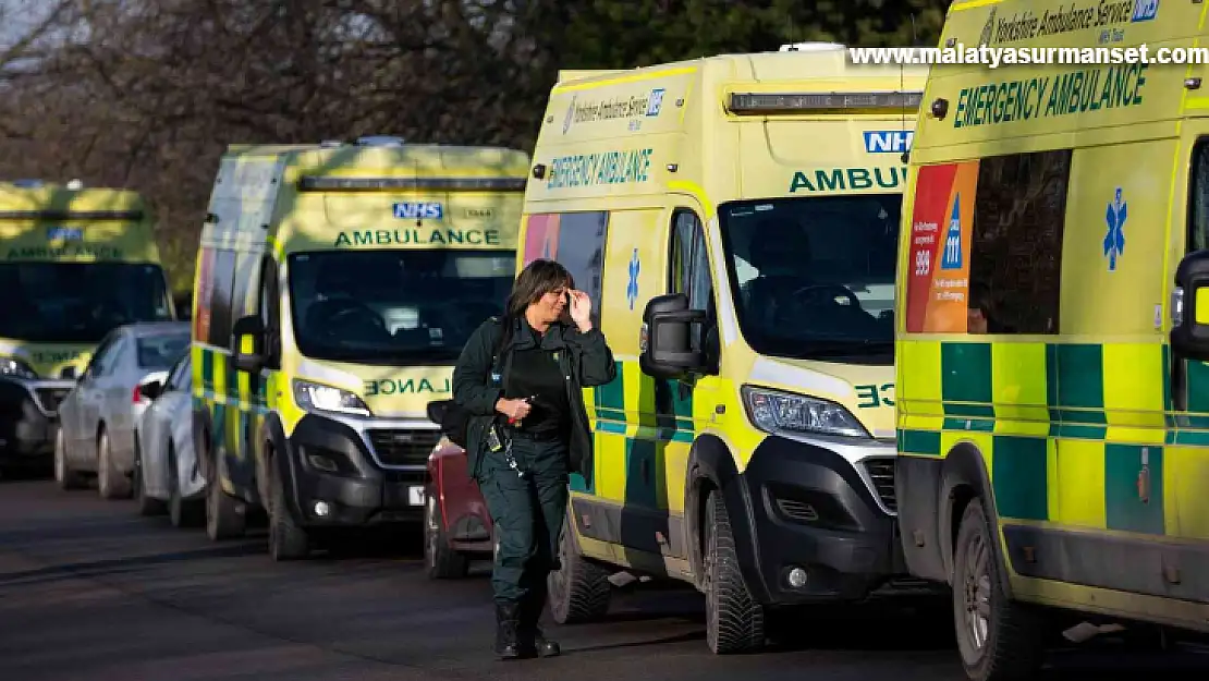 İngiltere'de ambulans çalışanlarından yeni grev dalgası