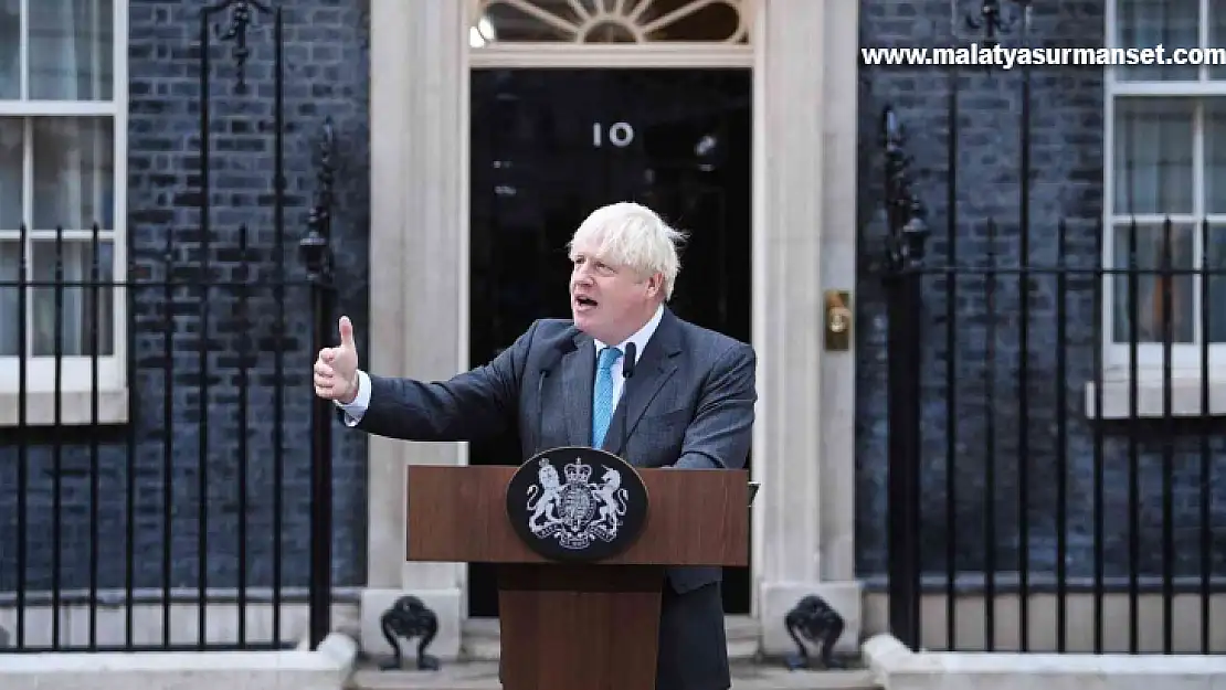 İngiltere'de liderlik yarışı: Johnson ve Sunak arasında gizli zirve