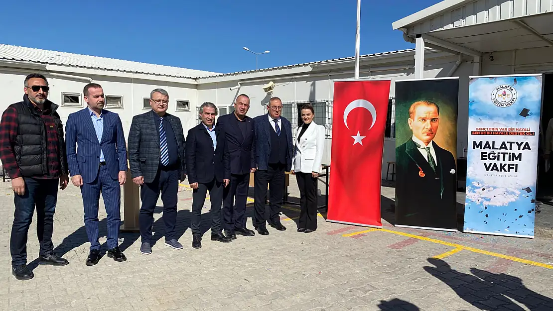 İnönü Üniversitesi İşbirliğiyle Bilim Şenliği Gerçekleştirildi