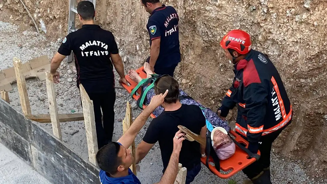 İnşaat Temeline Düşen Kadın İtfaiye Tarafından Kurtarıldı