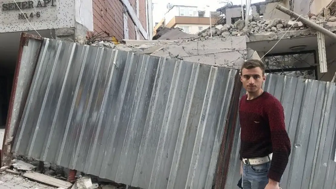 İnşaatta yıkım çalışması sırasında beton blok düştü, iki işçi yaralandı