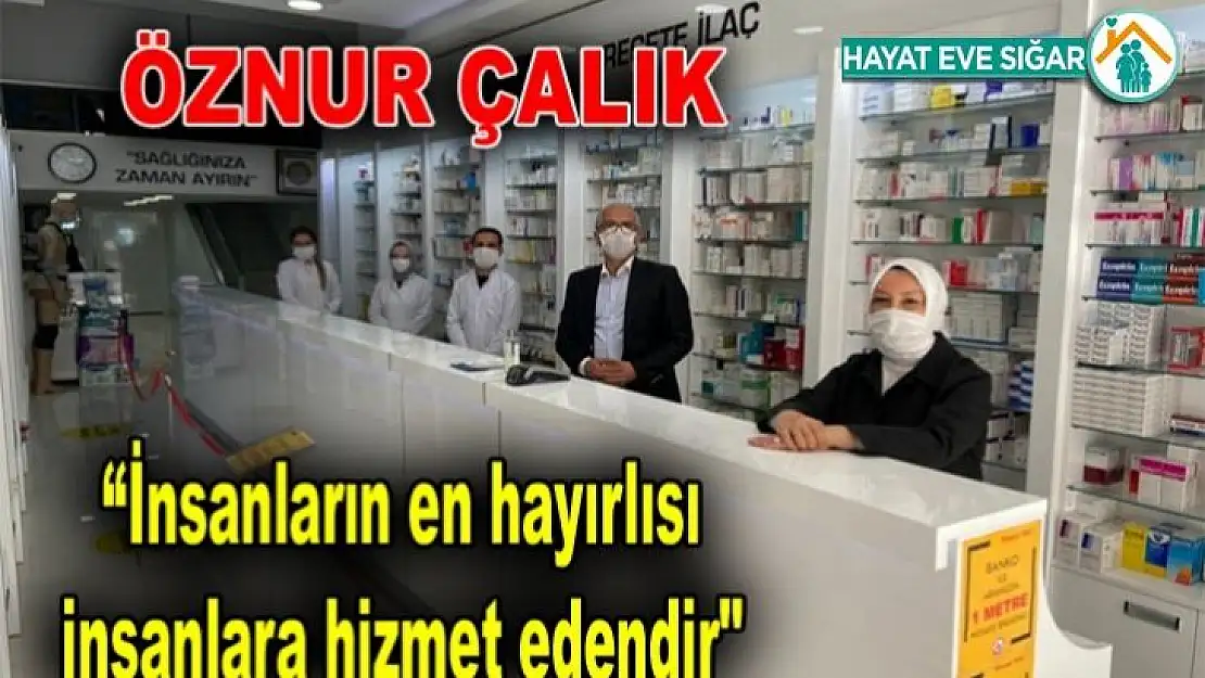 'İnsanların en hayırlısı insanlara hizmet edendir'