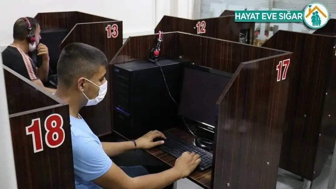 İnternet kafe müşterileri memnun