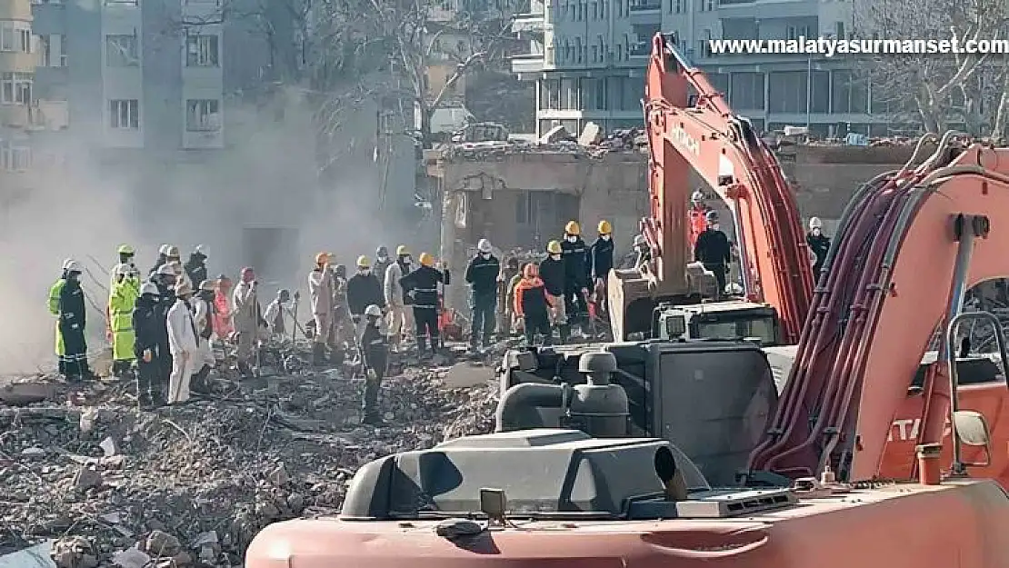 İslahiye'de arama-kurtarma çalışmaları 9'uncu gününde