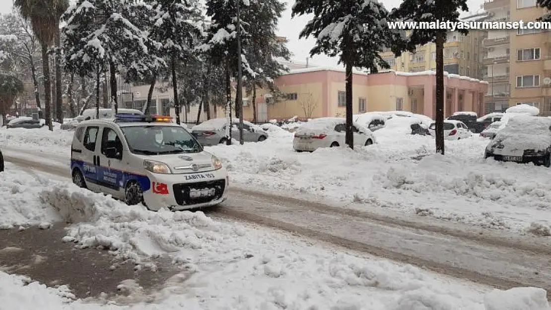 İslahiye'de yoğun kar yağışı