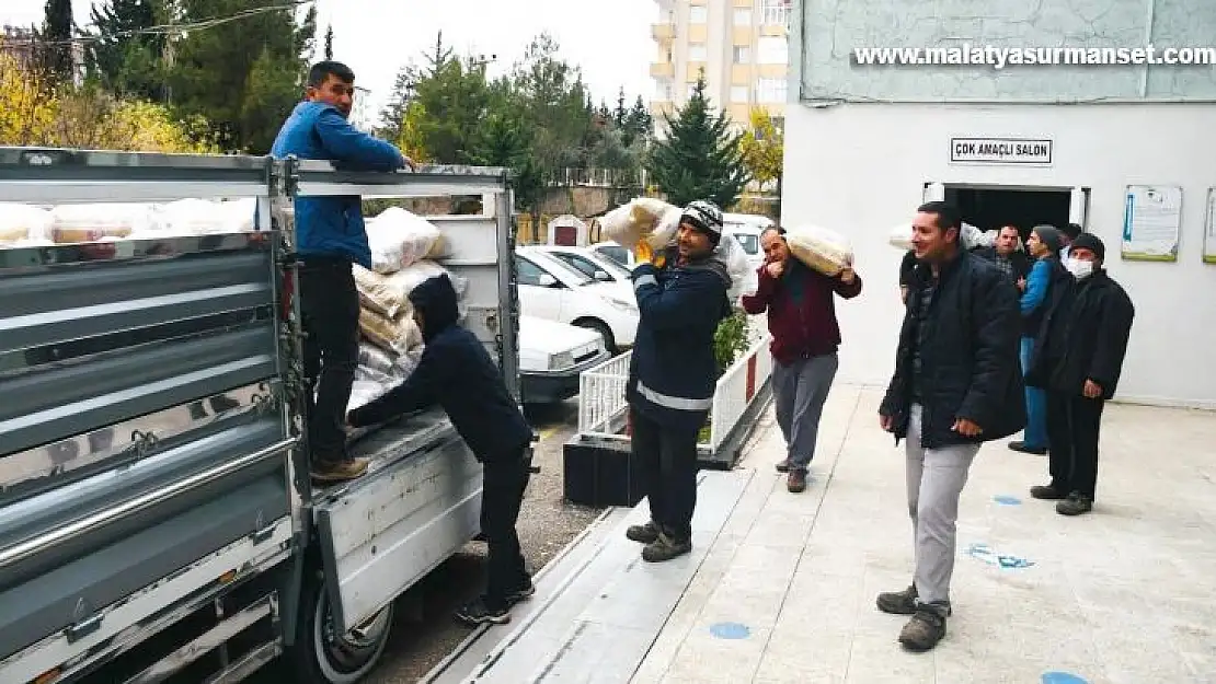 İsmini açıklamayan hayırsever 4 bin aileye gıda yardımında bulundu