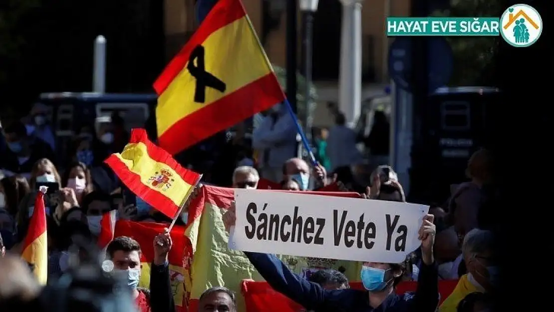 İspanya'da Madrid kısıtlamaları protesto edildi