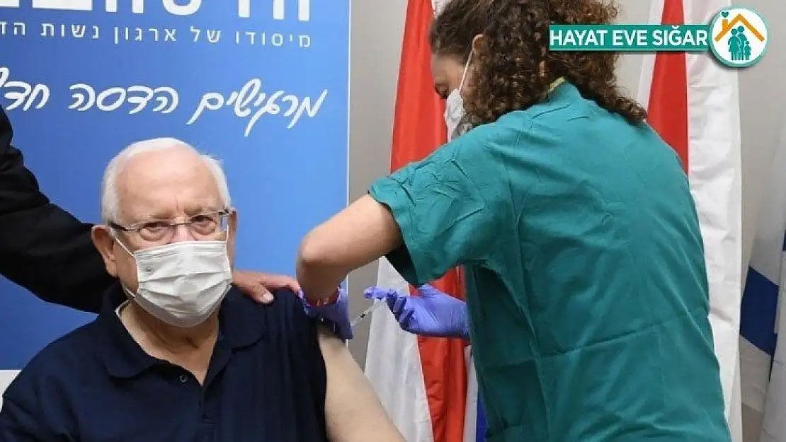 İsrail Cumhurbaşkanı Rivlin, korona aşısı oldu