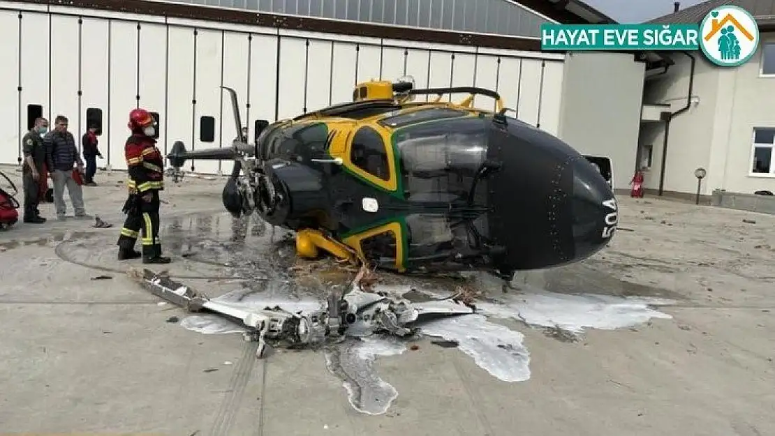 İtalya'da polis helikopteri havalanırken kaza yaptı