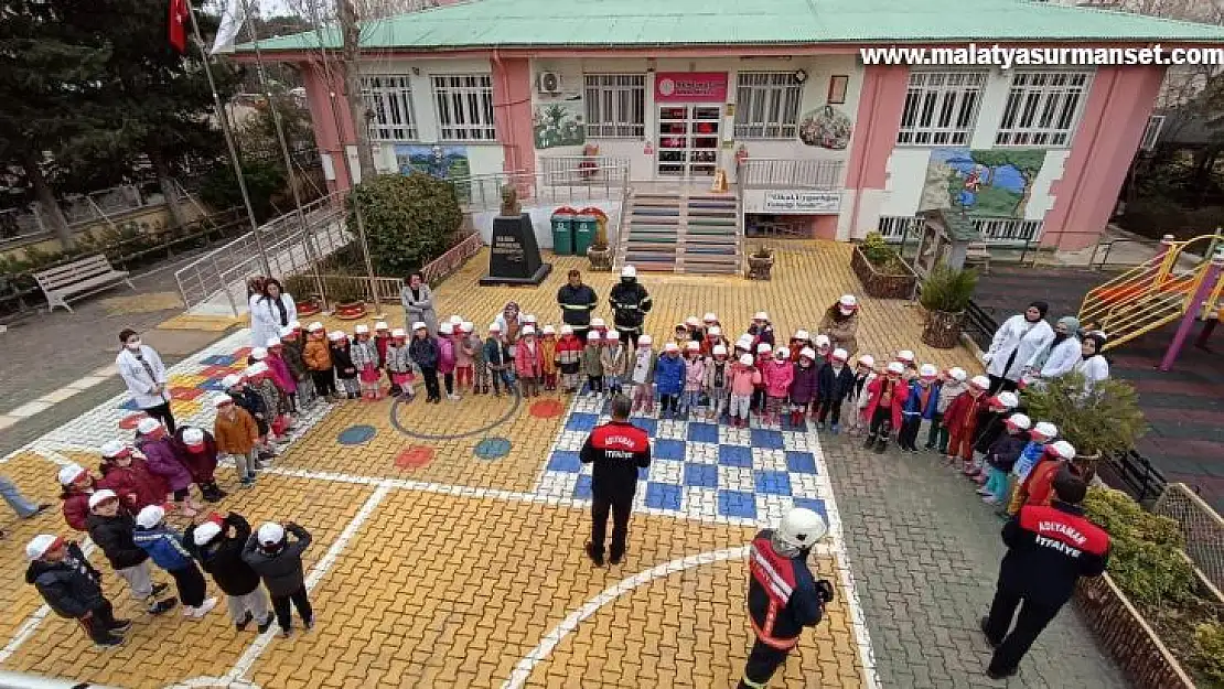 İtfaiyecilerden miniklere yangın eğitimi