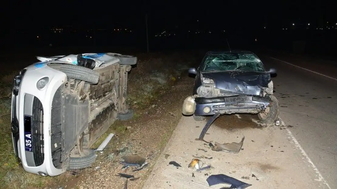 İzmir'de alkollü sürücü dehşeti  2'si polis 3 yaralı