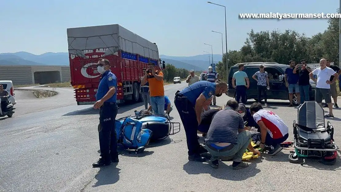 İznik'te meydana gelen trafik kazasında 1'i ağır 2 kişi yaralandı