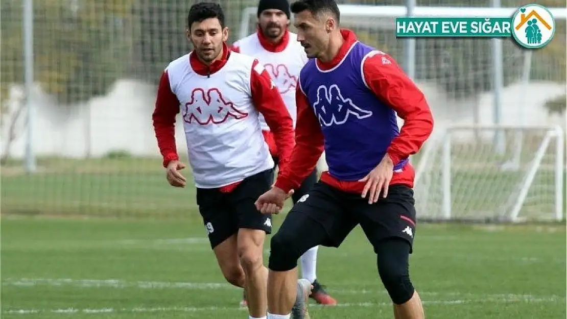 Jahovic resmen Göztepe'de