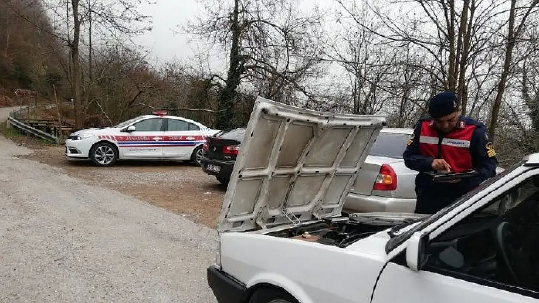 Jandarma'dan sahte araç denetimi