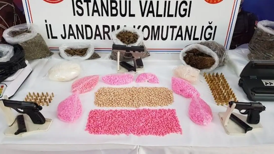 Jandarma'dan zehir tacirlerine geçit yok