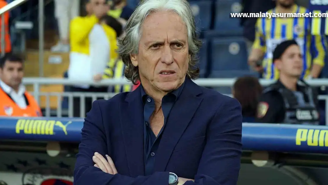 Jorge Jesus kazanan kadroyu bozmadı