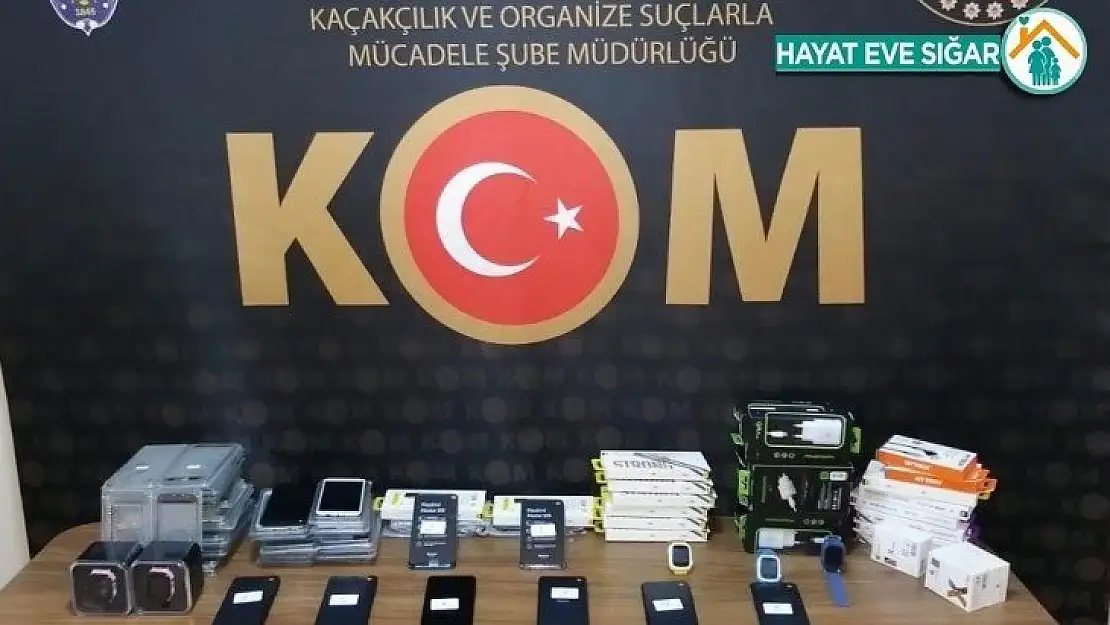 Kaçak cep telefonları ele geçirildi