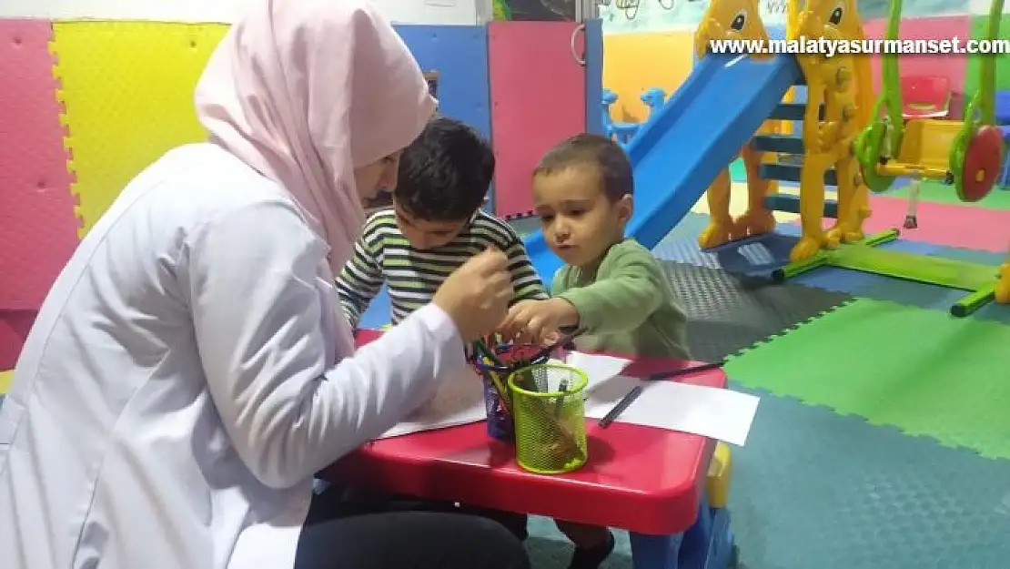 Kadayıfçı Sıtkı Usta müşterilerinin çocukları için oyun parkuru açtı