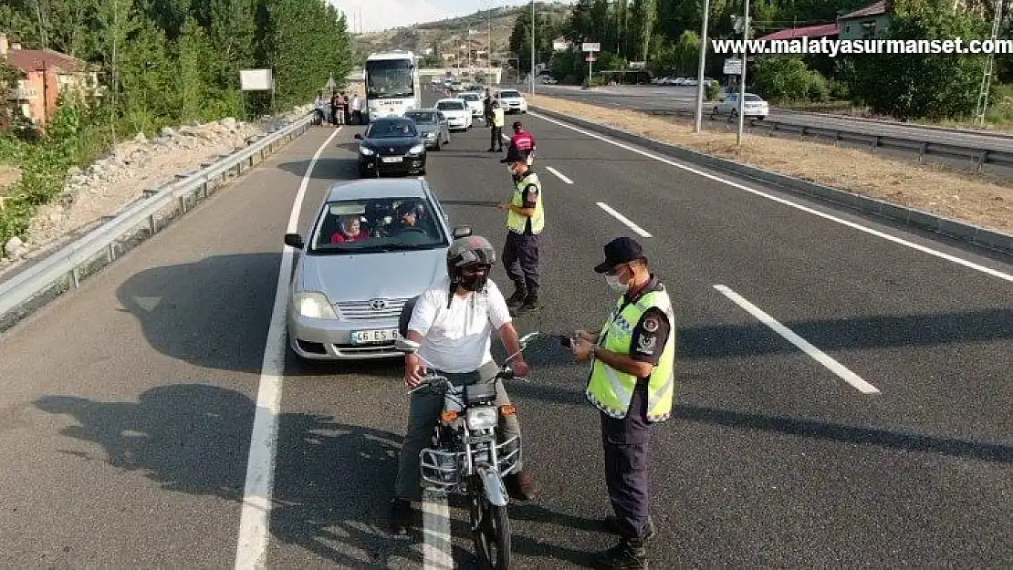 Kahramanmaraş'ta 17 sürücüye 15 bin lira ceza