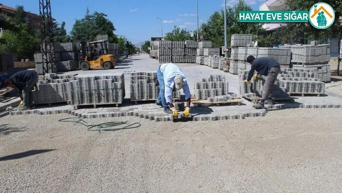 Kahta'da yolların çehresi değişiyor