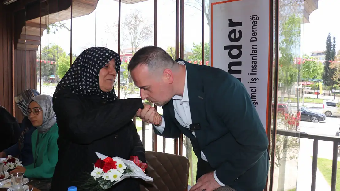 Kalpler Şehit Anneleri İçin Atıyor  MAGİNDER'den Gönül Sofrası