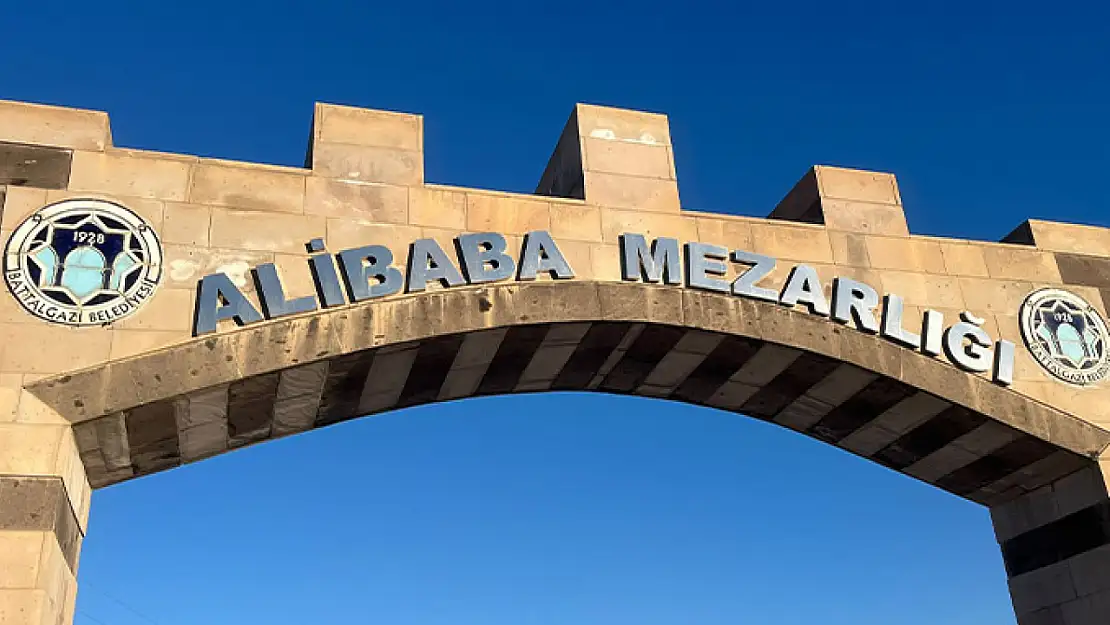 Karababa ve Alibaba Mezarlıkları Defin İşlemlerine Kapatıldı