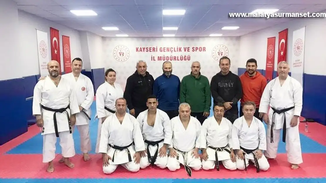 Karate antrenörlerinin 5. kademe  kursları tamamlandı