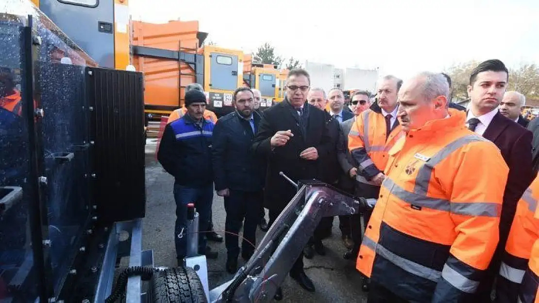 Karayolları Genel Müdürlüğüne yüzde 66 yerli iş makinası