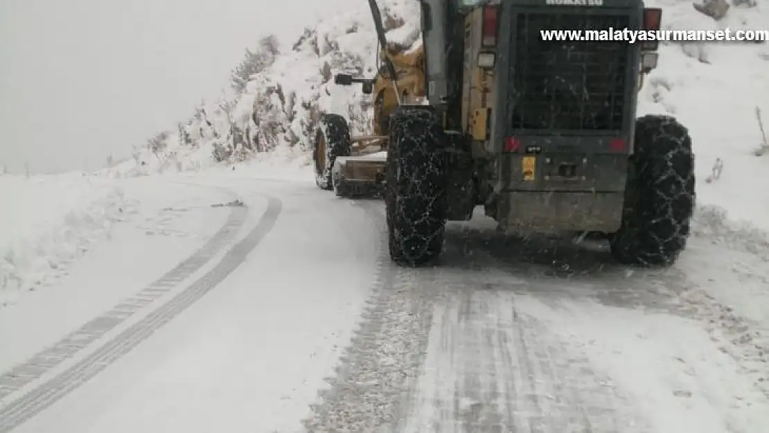 Kardan kapanan 116 mahallenin yolu ulaşıma açıldı