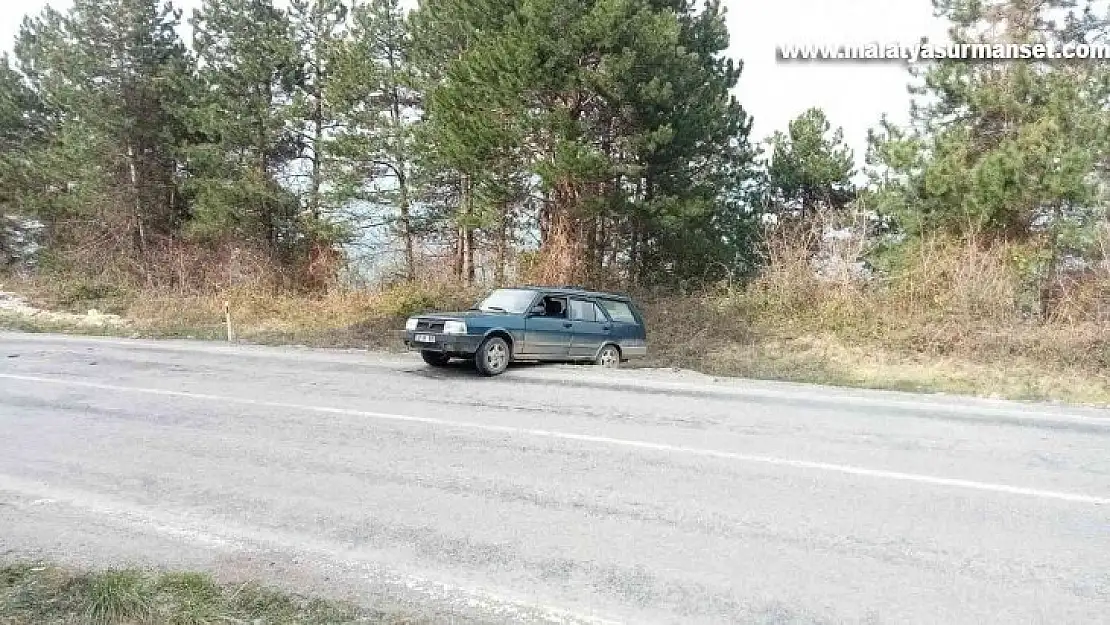 Kastamonu'da iki otomobil çarpıştı