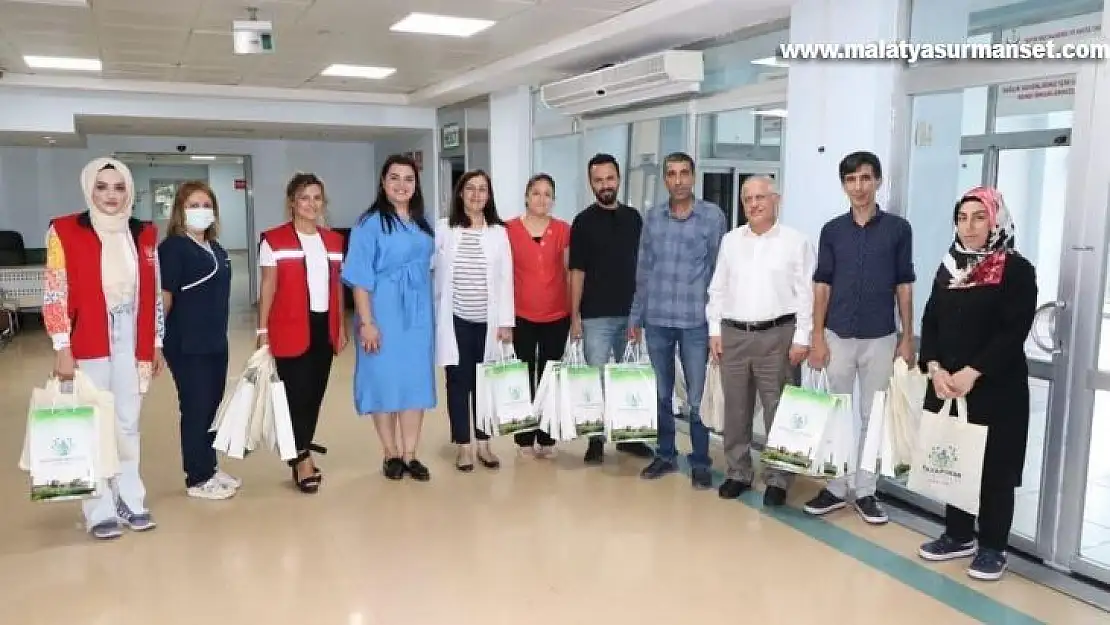 Kayapınar Belediyesi'nden yeni doğan bebeklere ilk hediye