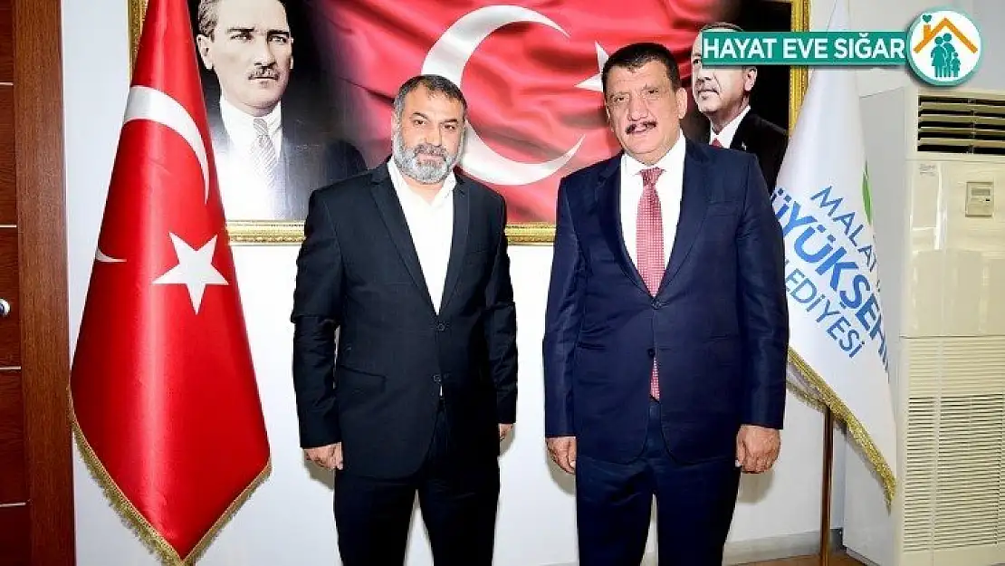 Kaynarca muhtarından Başkan Gürkan'a teşekkür ziyareti