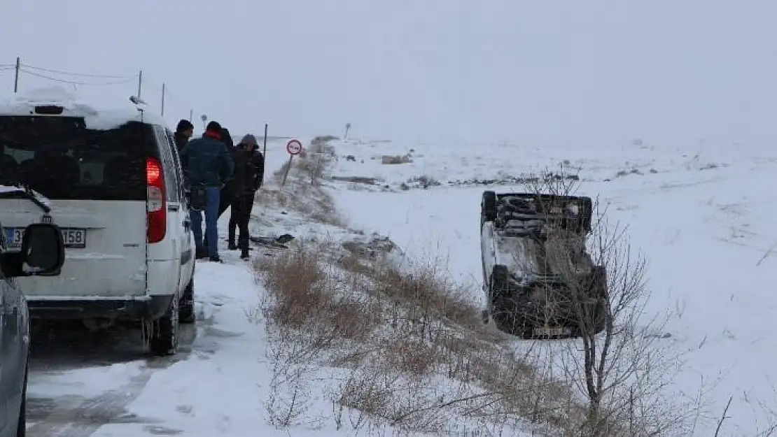 Kayseri'de otomobiller çarpıştı: 4 yaralı