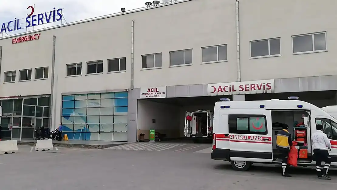 Kazada Şans Eseri Can Kaybı Yok Minibüs Devrildi 4 Yaralı