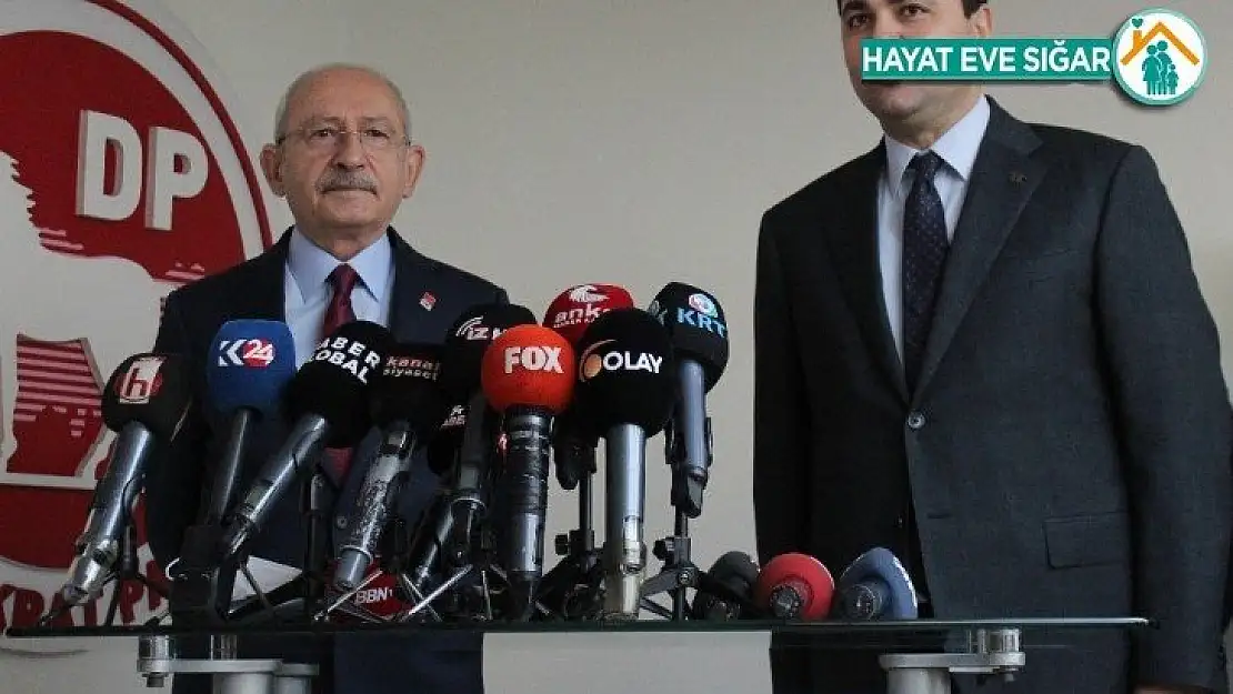 Kılıçdaroğlu, Demokrat Parti Genel Merkezi'ni ziyaret etti