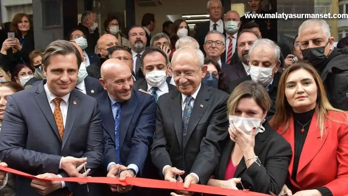 Kılıçdaroğlu, İzmir'de il binasını açtı