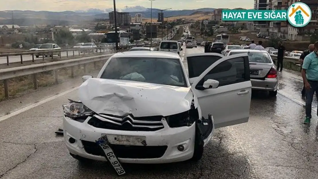 Kırıkkale'de trafik kazası: 2 yaralı