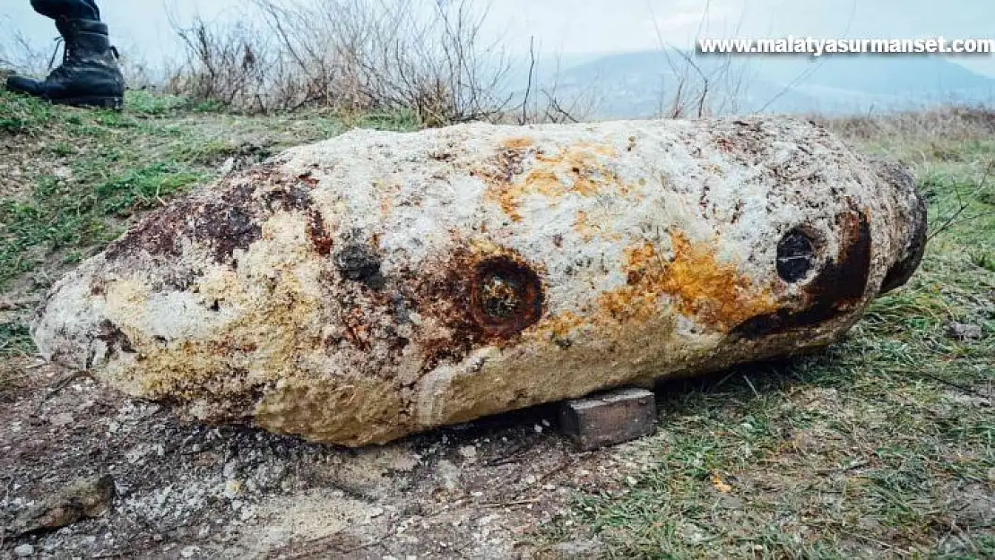 Kırım'da 2. Dünya Savaşı'ndan kalma bombalar patlatıldı