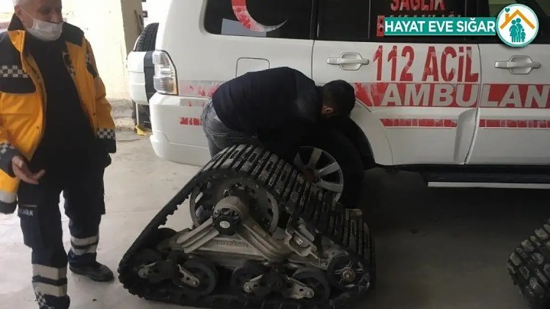 Kış öncesi paletli ambulanslar hazır