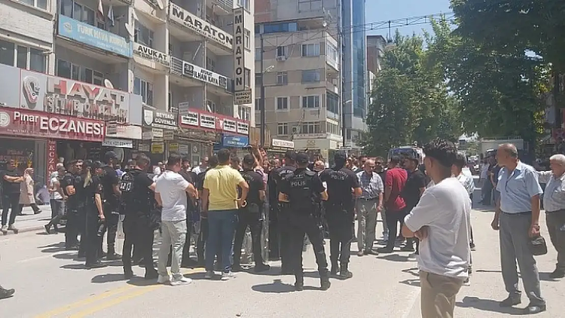 Kışla Caddesi'ndeki Tahliye ve İnşai Faaliyet Hakkında Kamuoyuna Açıklama