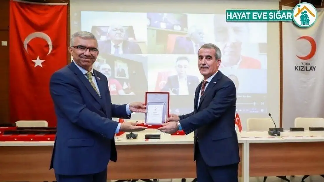 Kızılay Malatya Şubesi'ne 5 ödül