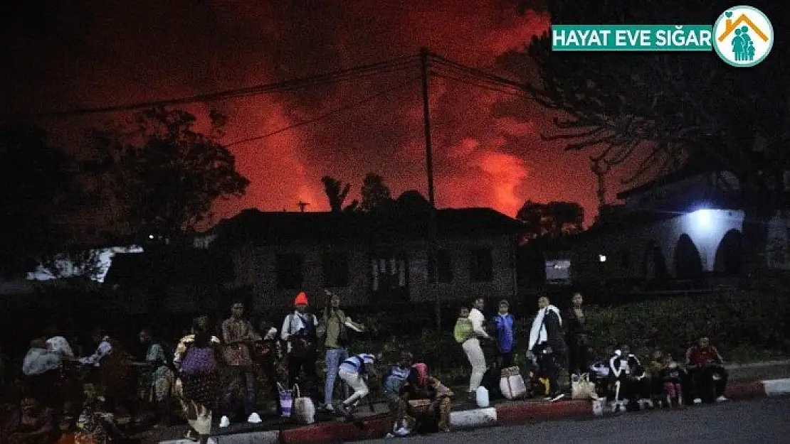 Kongo Demokratik Cumhuriyeti'nde yanardağ patladı: 3 bin 500 kişi Ruanda'ya kaçtı