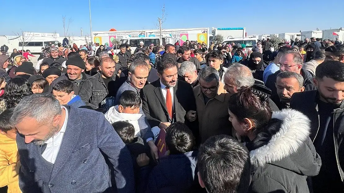 Konteyner Kentlerde Kalan Vatandaşın Sorunu Çok  Ama Söz Verenler Bir Daha Uğramamış