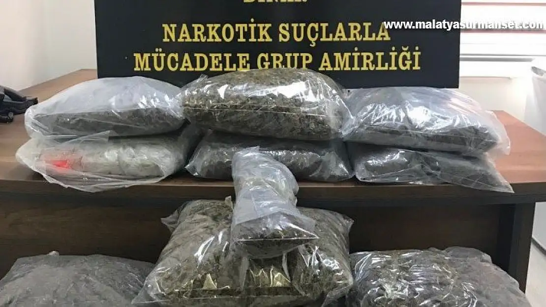 Kontrol amaçlı durdurulan araçtan 13 kilo 640 gram uyuşturucu çıktı