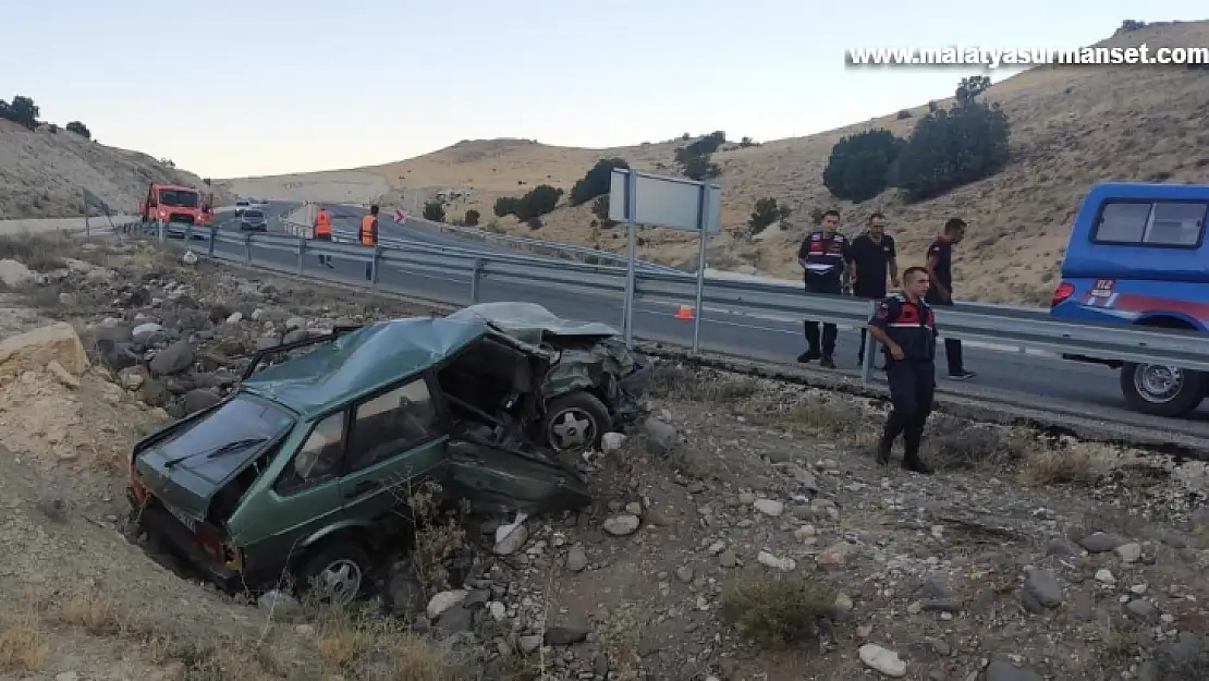 Kontrolden çıkan otomobil takla attı: 2 yaralı