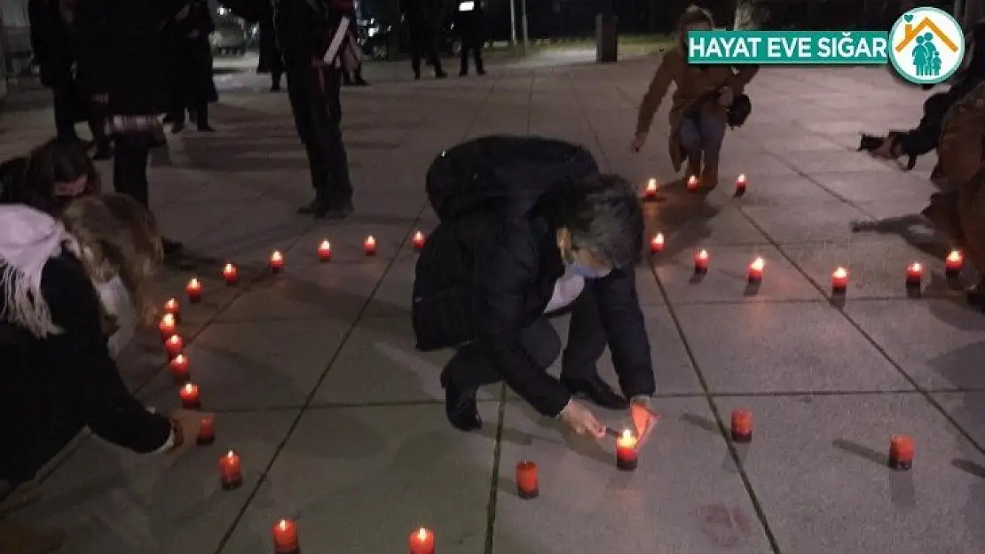 Kosova'da kadın cinayetleri protestosu