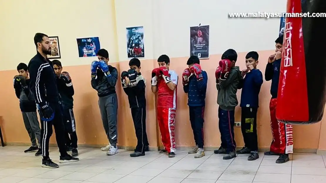 Köy okullarında öğrencilere ücretsiz boks eğitimi