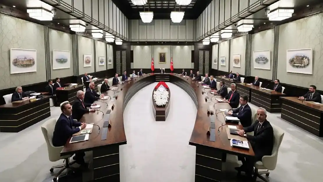 Kritik Kabine Toplantısı Başlıyor Gündem Dolu, Kararlar Merakla Bekleniyor