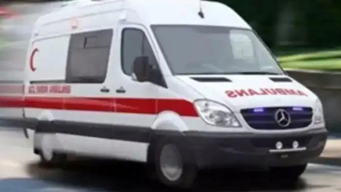 Kritik Noktada Kaza Levent Kavşağı'nda 4 Kişi Yaralandı